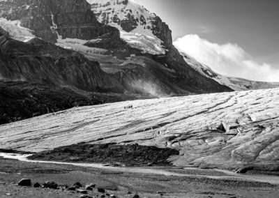 Sébastien Crego glacier canada cordée alpinistes neige noir et blanc