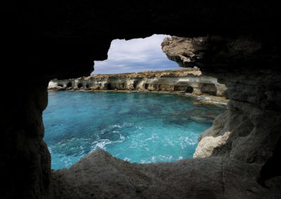 Sébastien Crego grotte marine mer bleu azur falaises
